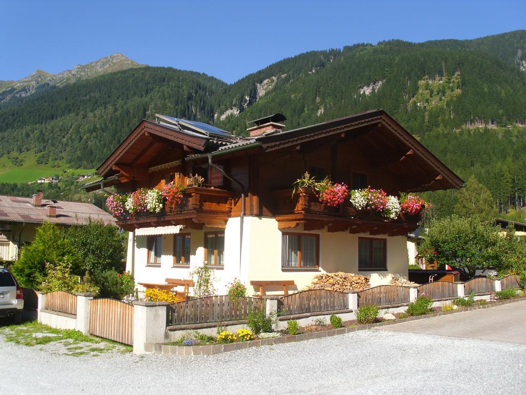 Haus Grutschnigg Appartement Bad Gastein Kamer foto