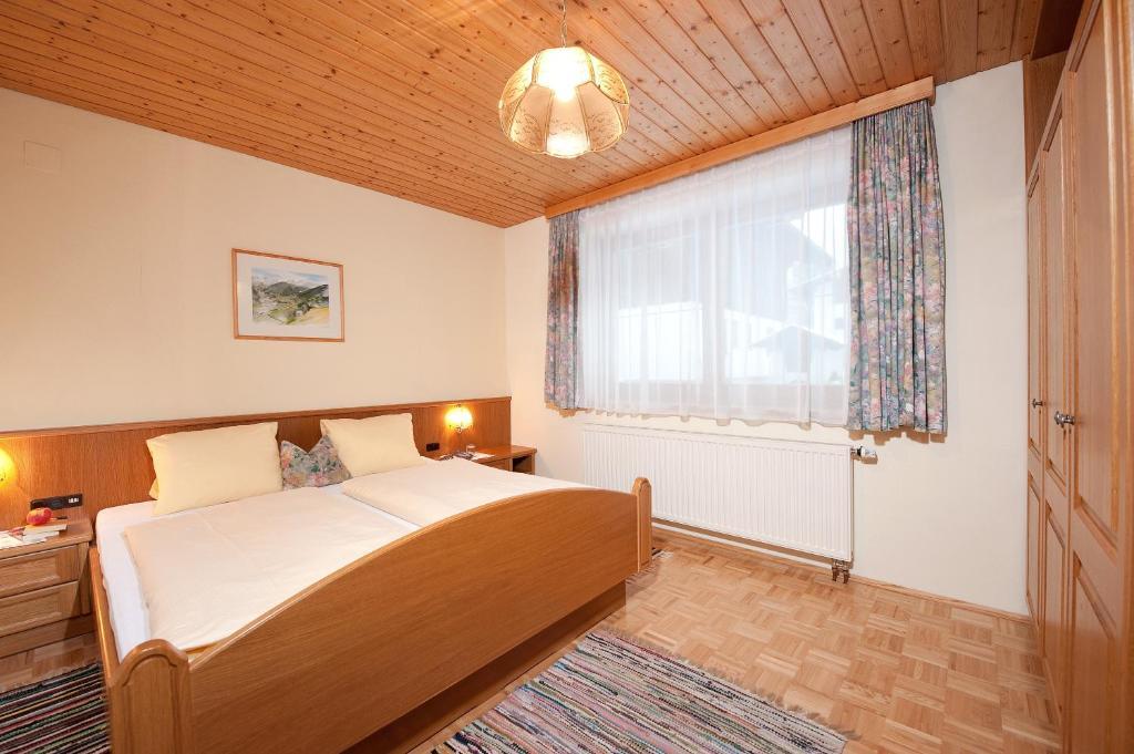 Haus Grutschnigg Appartement Bad Gastein Kamer foto