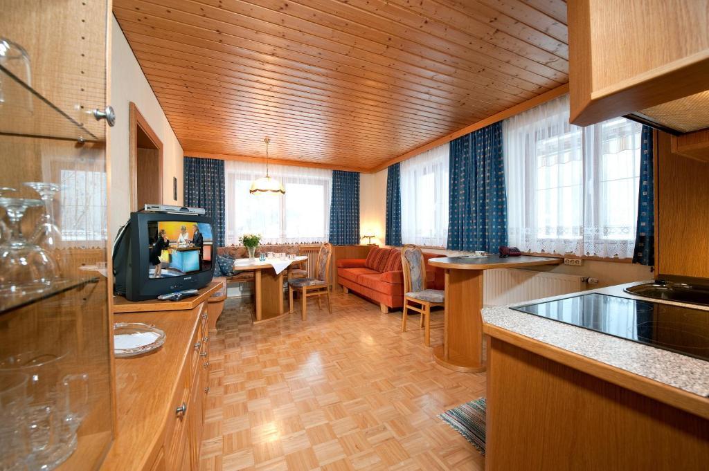 Haus Grutschnigg Appartement Bad Gastein Kamer foto